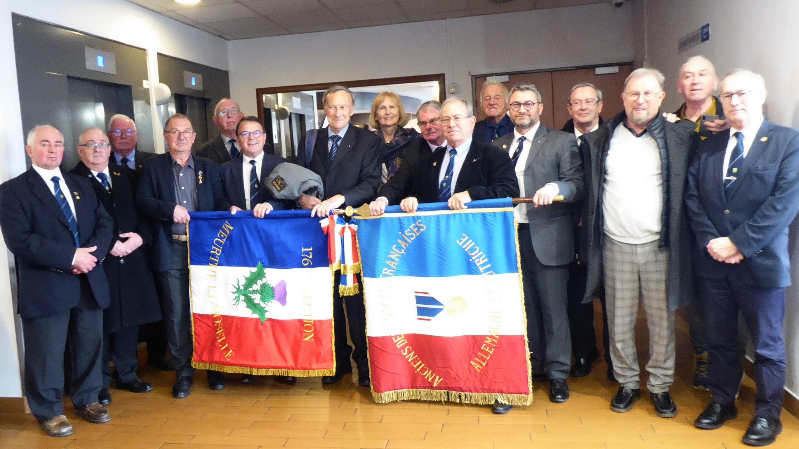 Photos de groupe du 09 avril 2022, lors de la réunion du CNA avec les Présidents des sections